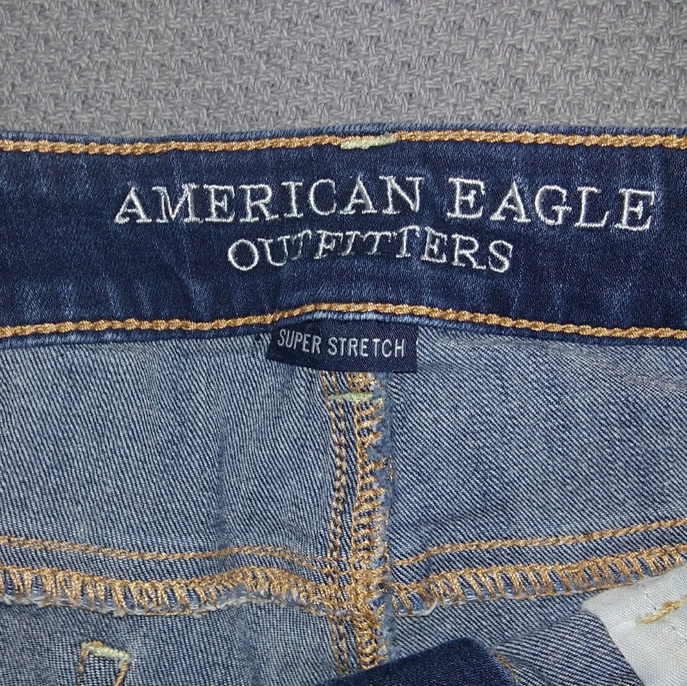 American Eagle Jean Shorts - Picture 4 of 4